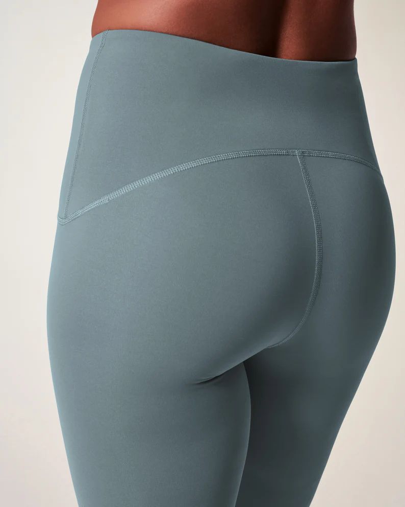 Booty Boost® Active 7/8 Leggings | Spanx