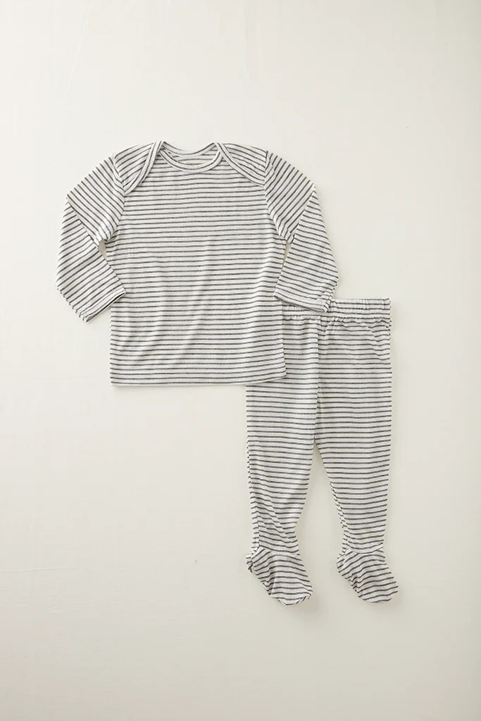 SLEEPER - Black Pinstripe | Solly Baby