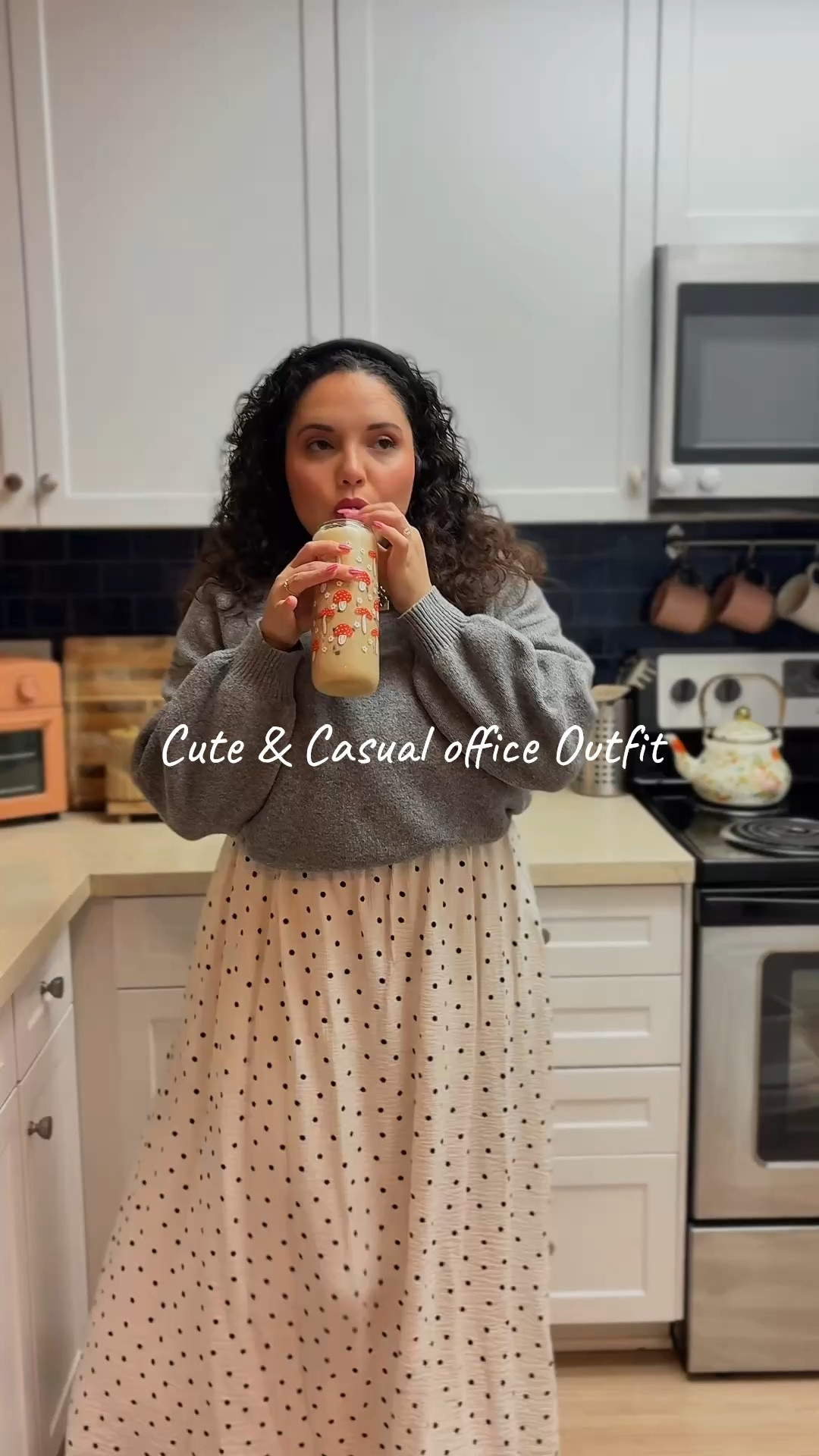 Cute and girl casual spring office outfit for midsize moms

#officeoutfit #midsizemom

#LTKootd #LTKWorkwear #LTKgrwm