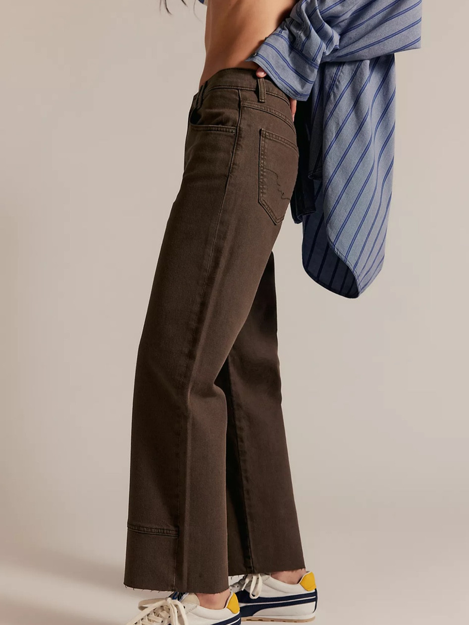 We the free risk taker low rise jeans-free people
Click below to shop 🤍

Womens jeans, brown jeans, fall outfit, back to school 

#LTKFindsUnder50 #LTKStyleTip #LTKFindsUnder100