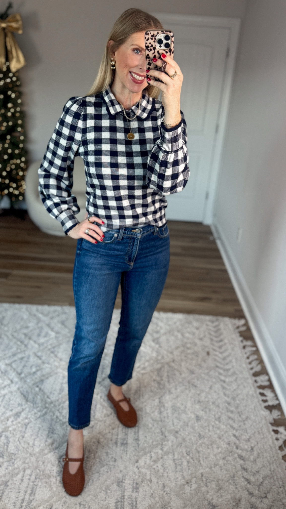 Weekend Walmart Wins try-on
Gingham sweater- small
Ankle jeans- tts


#LTKFindsUnder50 #LTKootd