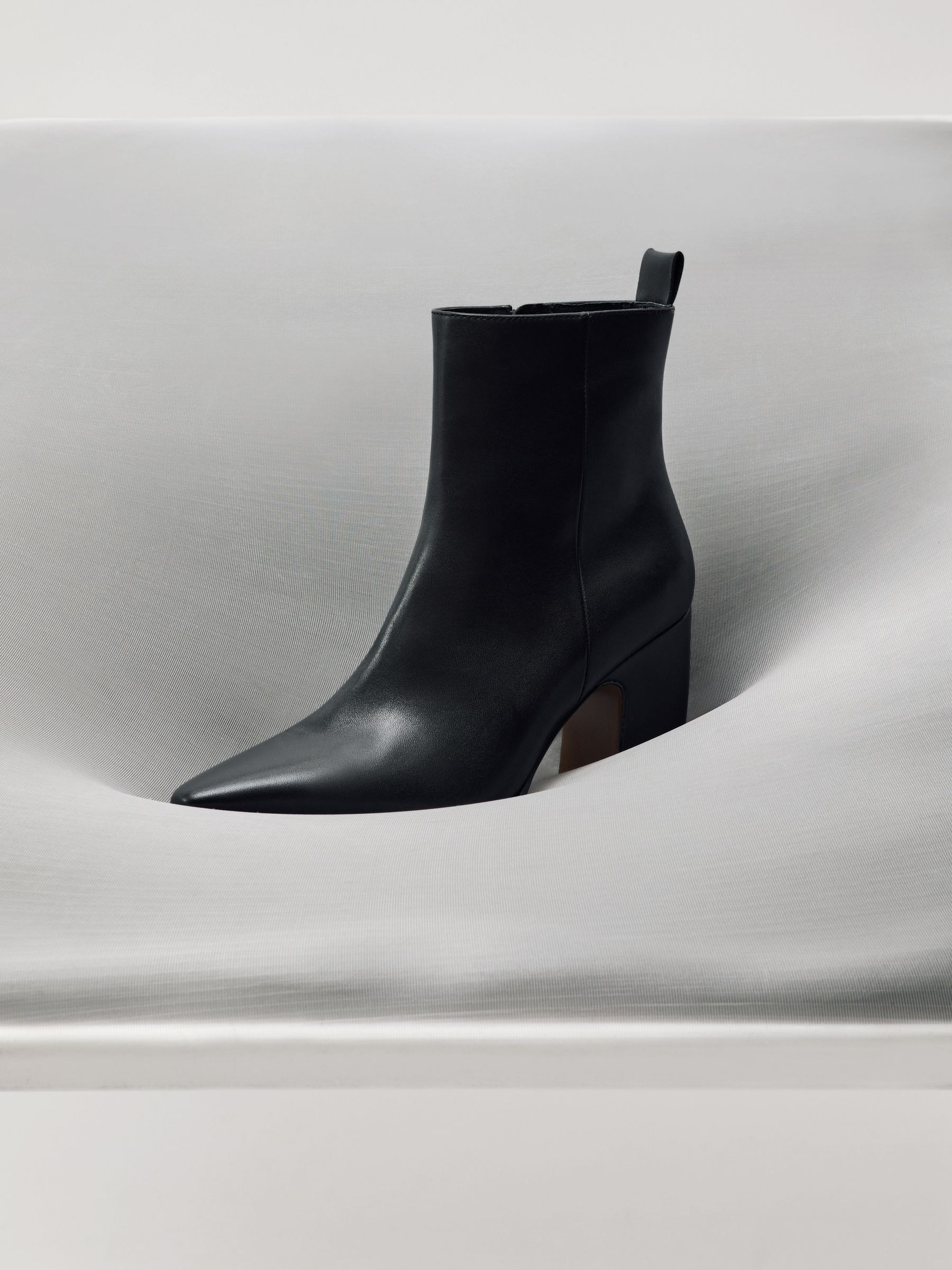 Reiss Leather Blocked Heel Ankle Boots in Black - REISS | Reiss UK