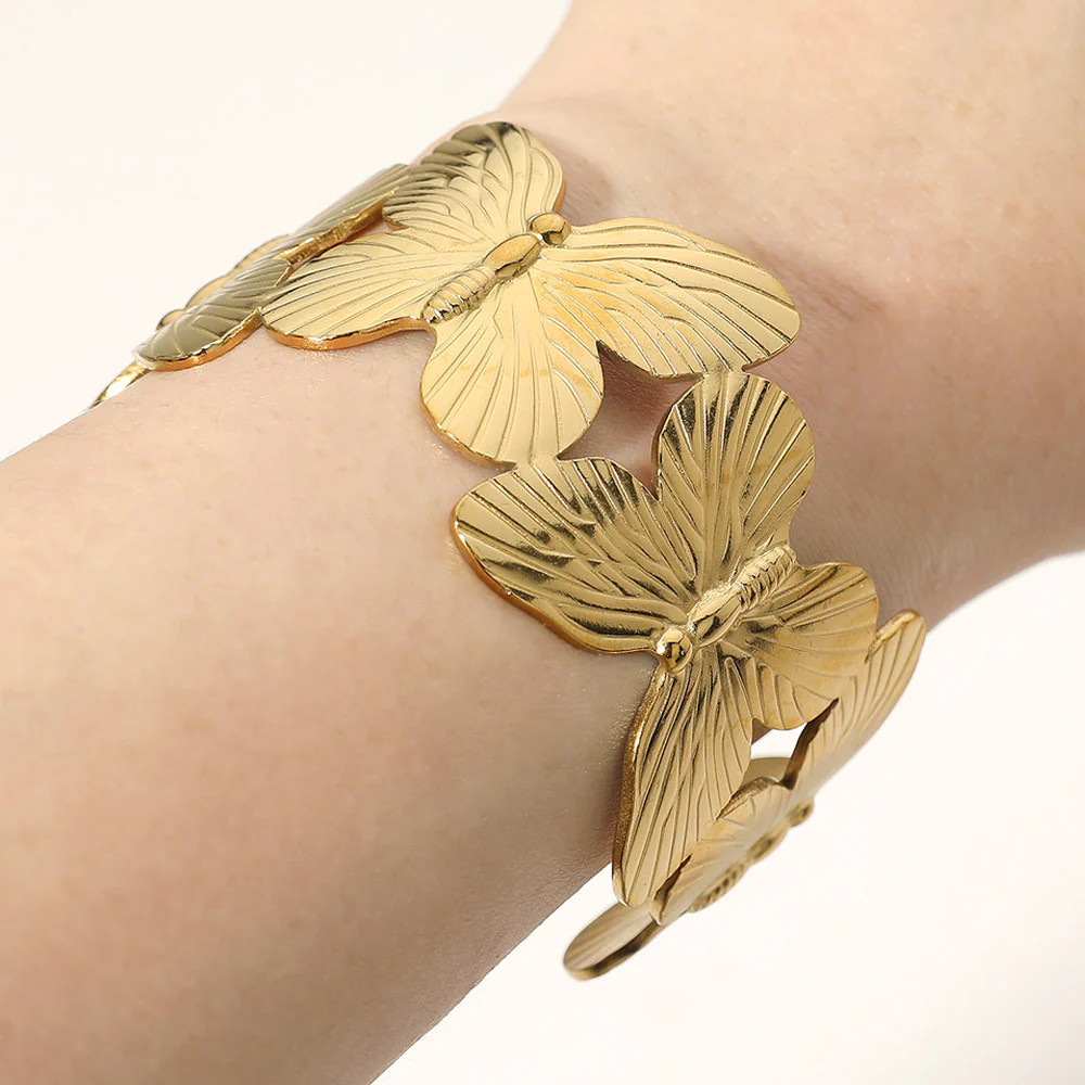 SECRET BOX_Bold Butterfly Cuff Bracelet | Shop Simon