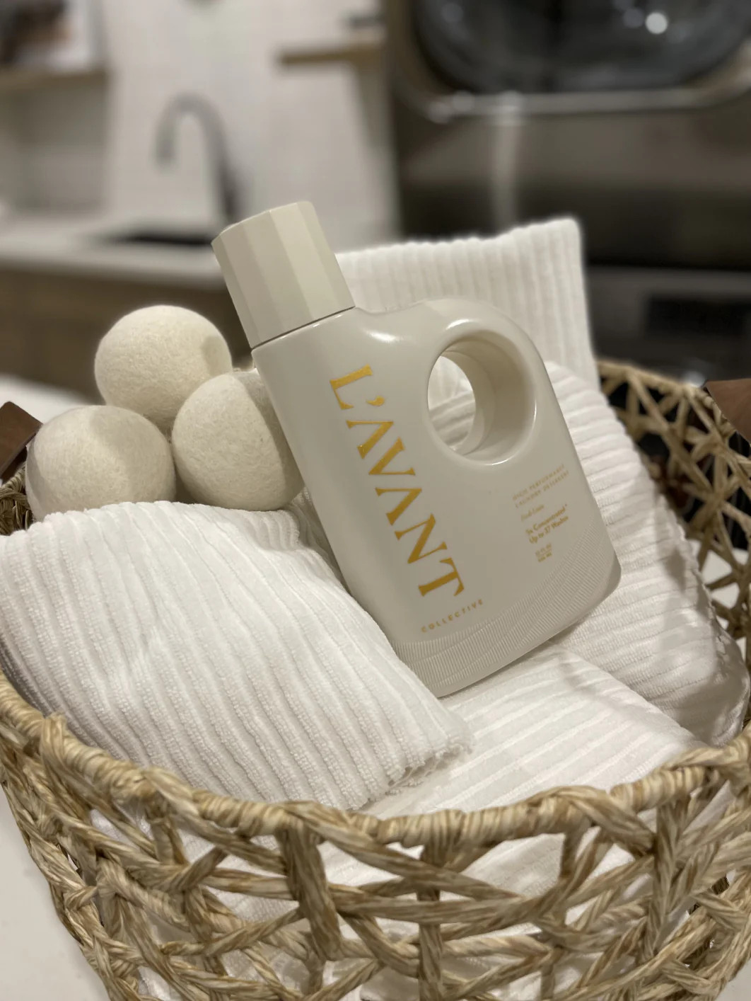 High Performing Laundry Detergent - Fresh Linen | L'AVANT Collective