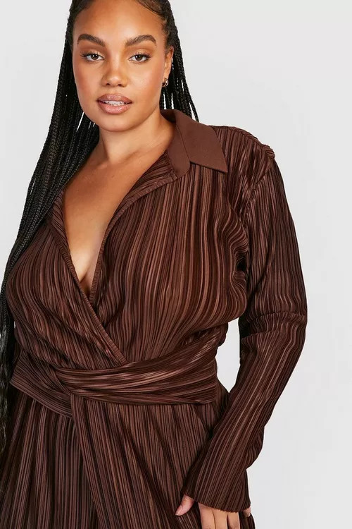 Plus Plisse Twist Belt Maxi Dress | Boohoo.com (US & CA)