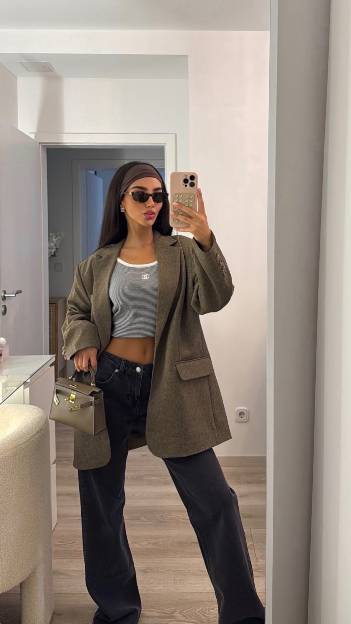 a nice blazer & jeans fit <3

#LTKFashionMonth #LTKautumn #LTKdeutschland