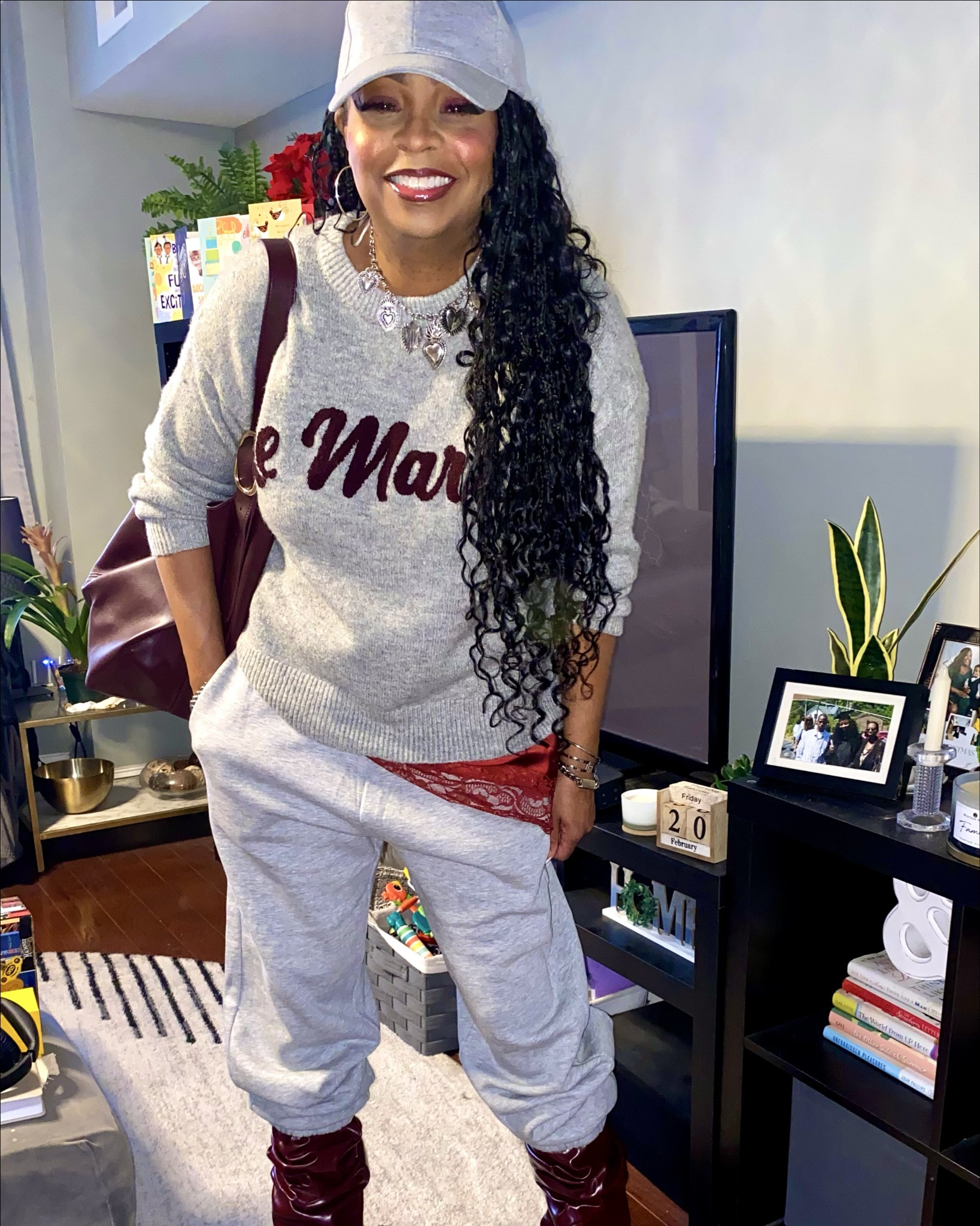 Grey tones in the office

#LTKWorkwear #LTKBeauty #LTKMidsize