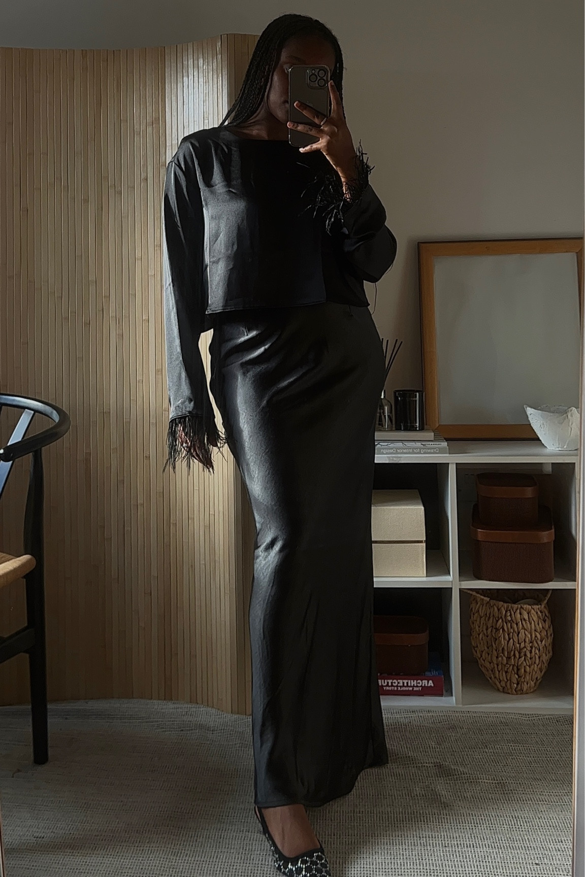 Simple and chic Christmas party outfit full of satin, feather trim and glitter! #satin #slipskirr #christmasoutfit #christmaspartyoutfit #minimalstyle #allblackoutfit  

#LTKeurope #LTKHoliday #LTKSeasonal