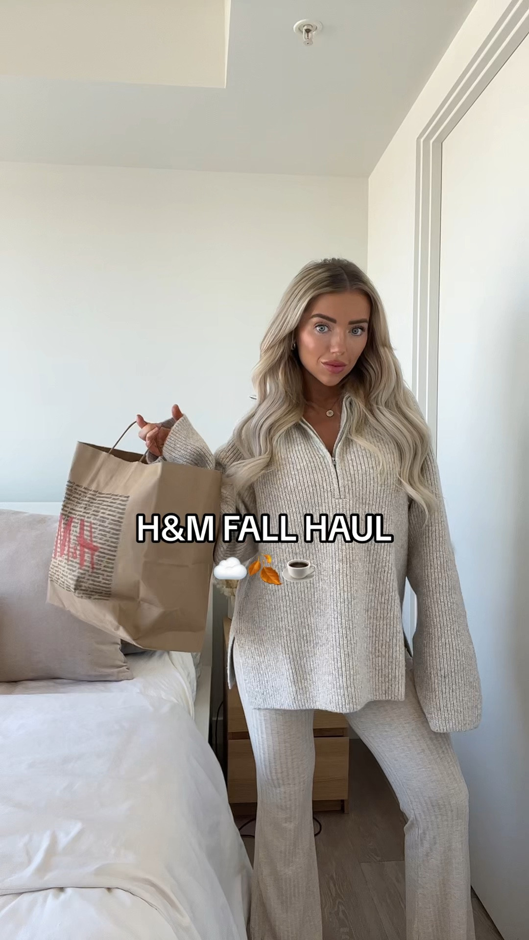 H&M haul!! I love these off the shoulder sweaters and the pants are soooo good 

Sizes: 
White off the shoulder sweater: XS 
Beige peplum sweater: S 
Beige off the shoulder sweater: XS 
Grey pants: XS 
White crew neck hoodie: XS (I would have gotten a small but it was out of stock) 

Fall fashion, fall fashion trends, fall style, fall sweaters, new in at H&M, H&M haul, off the shoulder sweater, oversized sweater, crew neck, grey pants 

#LTKstyletip #LTKfindsunder50 #LTKSeasonal