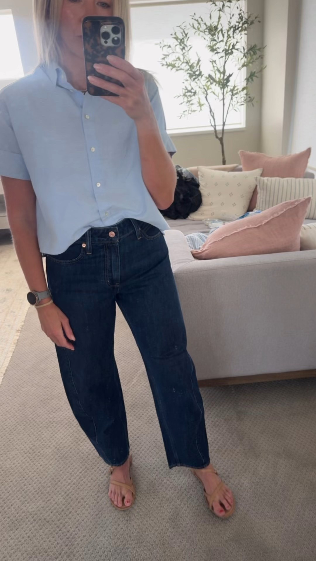 One of my favorite pair of jeans! Slim barrel in curvey fit by Gap. 

I’m wearing 27 regular length and I’m 5’7”

Top is old from AYR by Levi’s has one that’s similar  