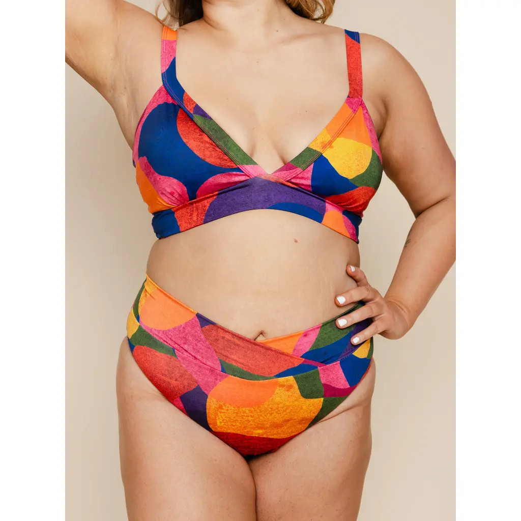 Kitty and Vibe High Hip Crossover Bikini Bottom with Full Coverage in Isla at Nordstrom, Size 4 X | Nordstrom