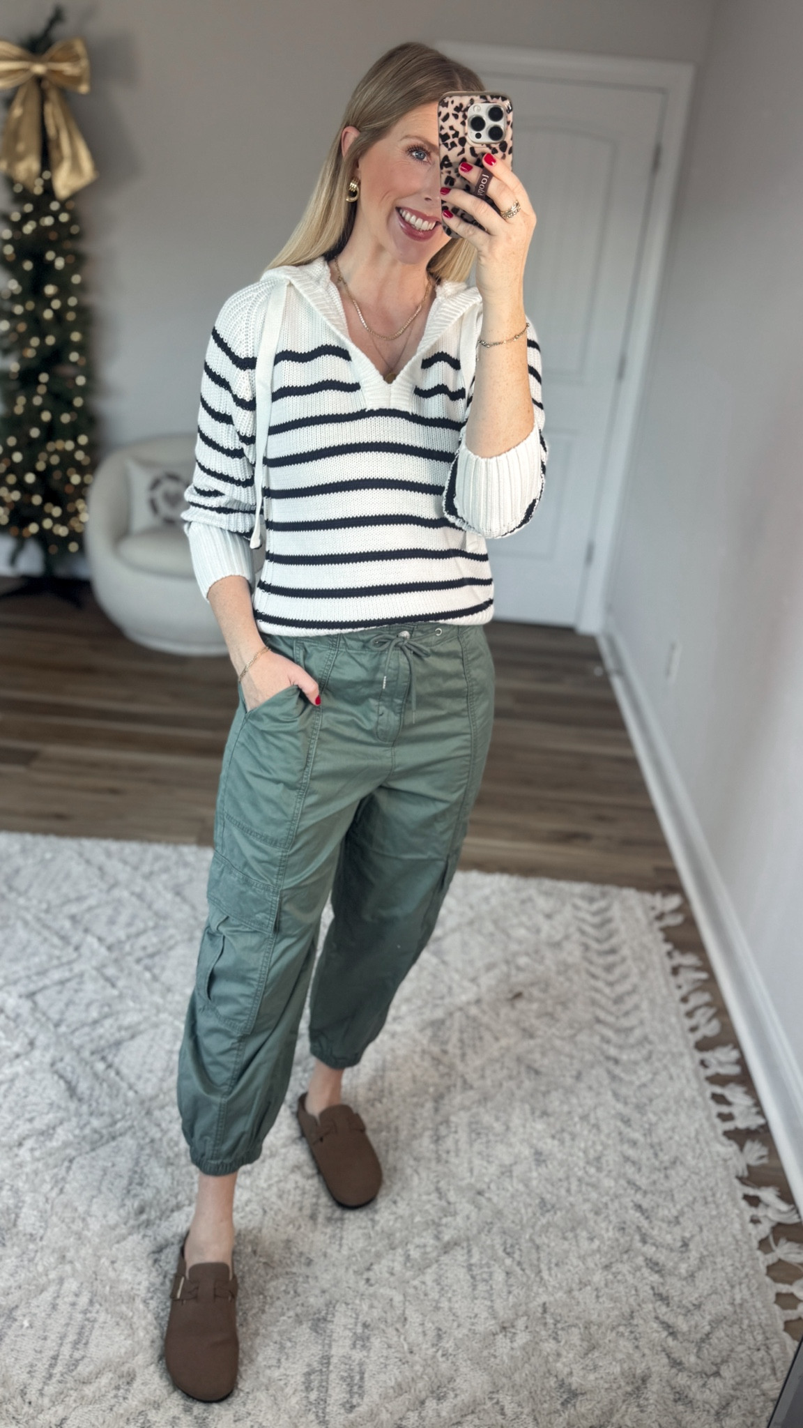 Weekend Walmart Wins try-on
Striped hoodie sweater- small
Green cargo utility pants- small 

#LTKootd #LTKFindsUnder50