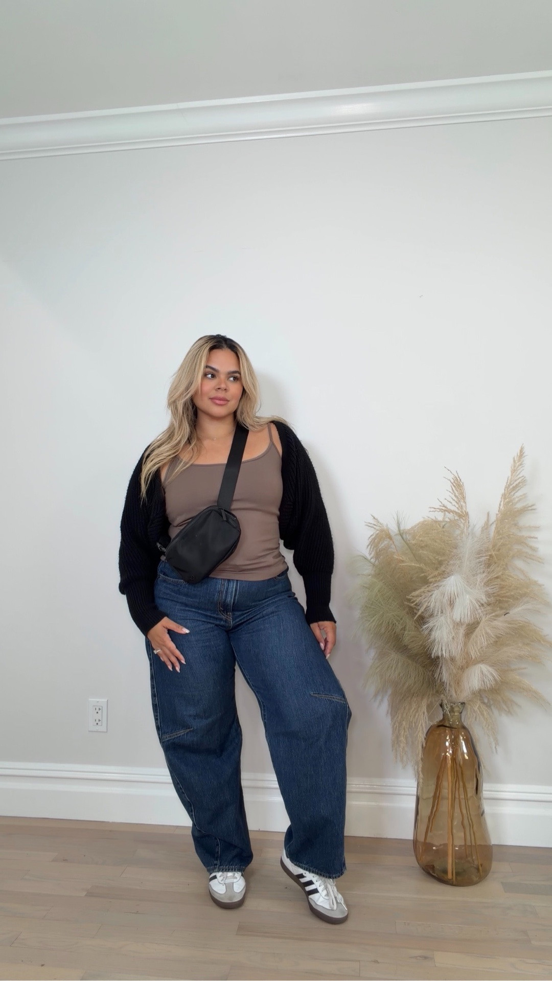 Comfy mom fit to run errands

#LTKgrwm #LTKootd #LTKmomlife