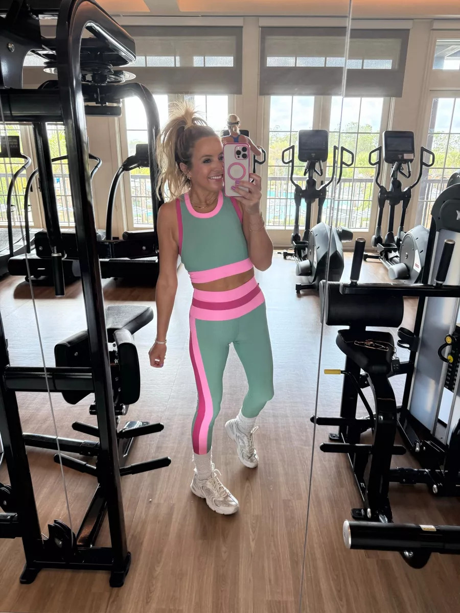 Arm day at the gym! Seriously the cutest activewear! 

 #LTKSeasonal #LTKActive #LTKStyleTip