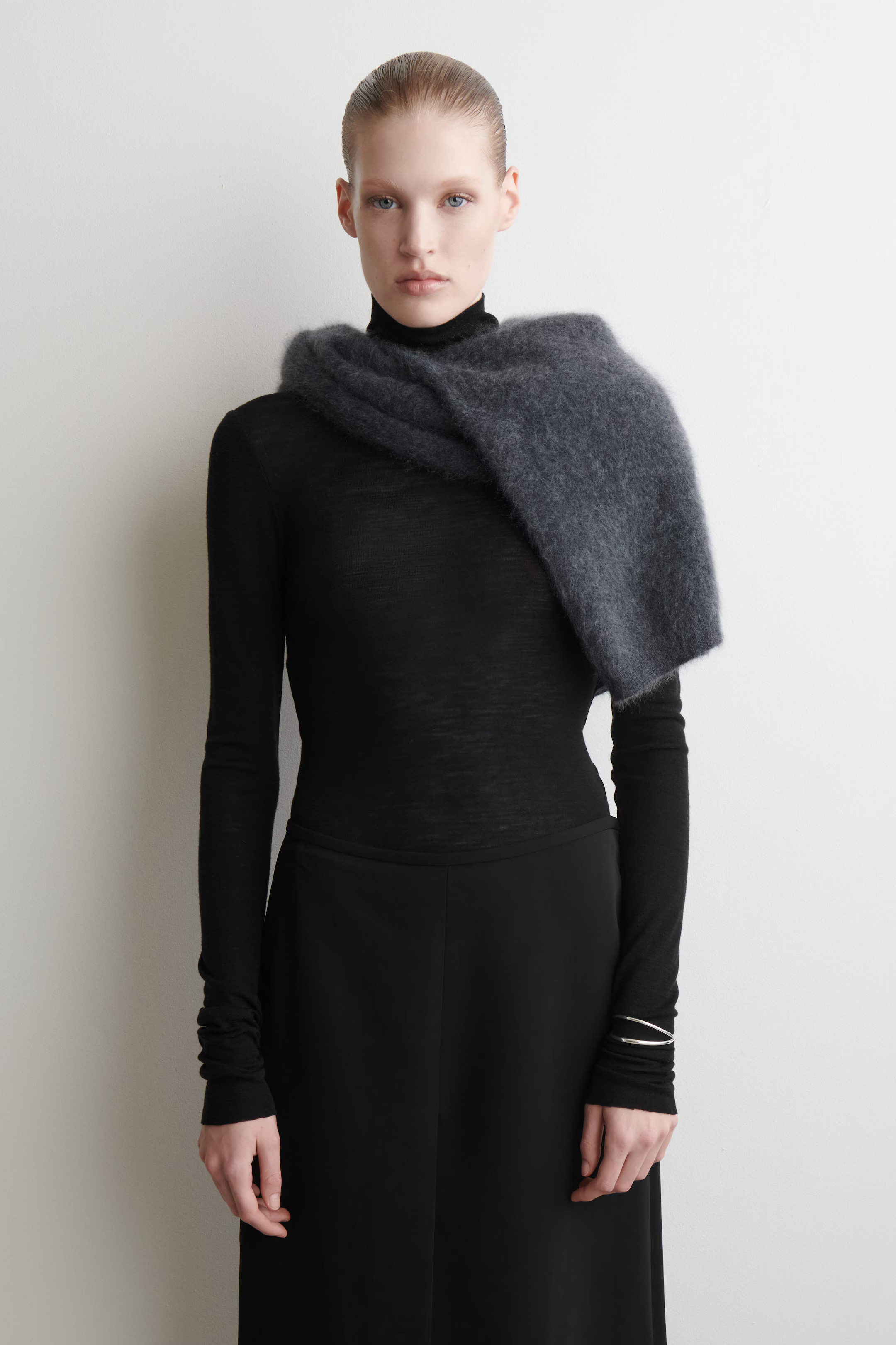 MERINO WOOL TURTLENECK TOP - BLACK | COS US | COS (US)