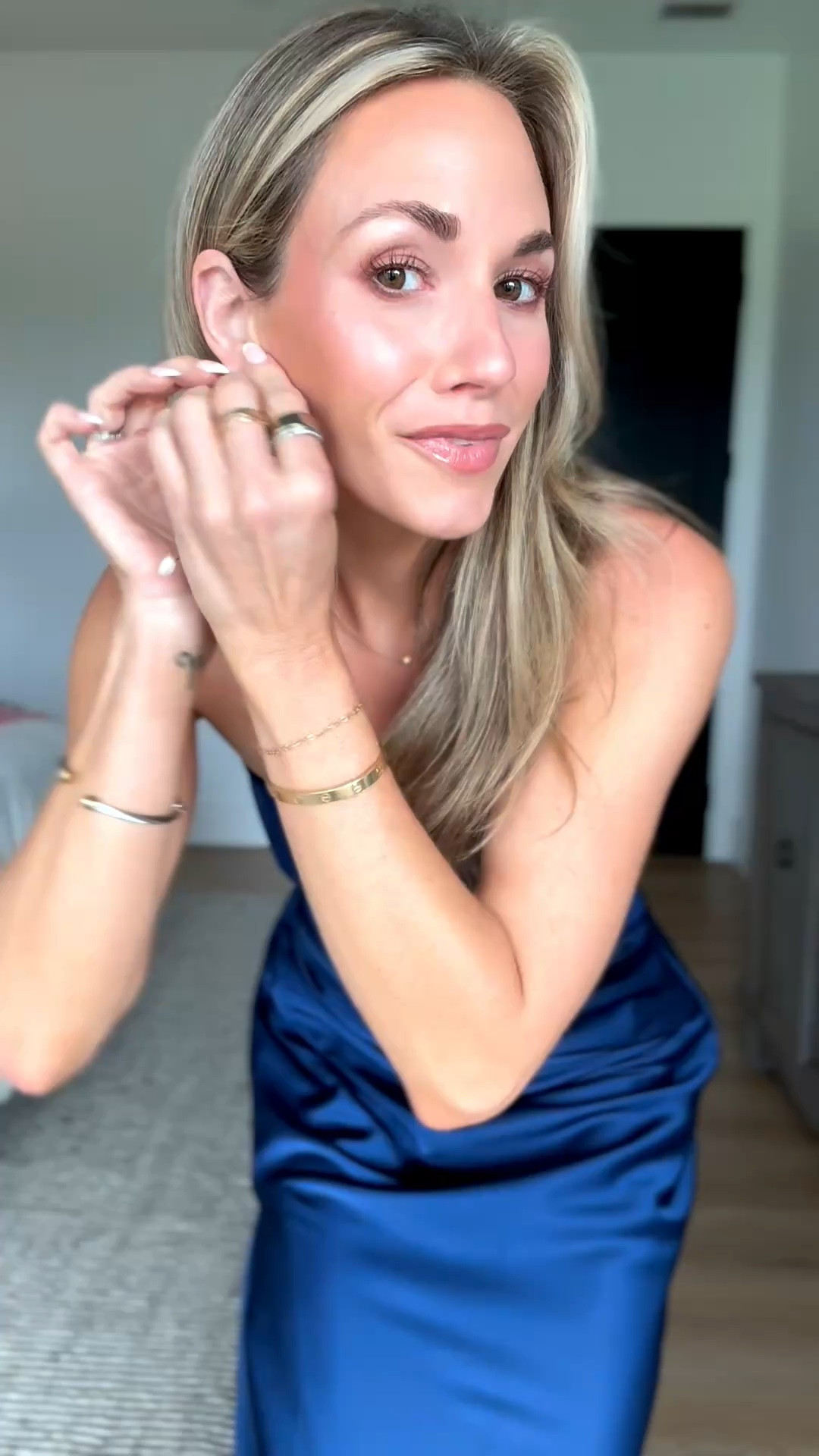 ABERCROMBIE BOGO 50% OFF SALE!
today is the last day of the sale, so if you’ve had your eye on something, now is the time! 👏🏼 I’ve been loving these dresses, perfect for wedding guests, baby showers, events, you name it!

#LTKSaleAlert #LTKPetite #LTKootd