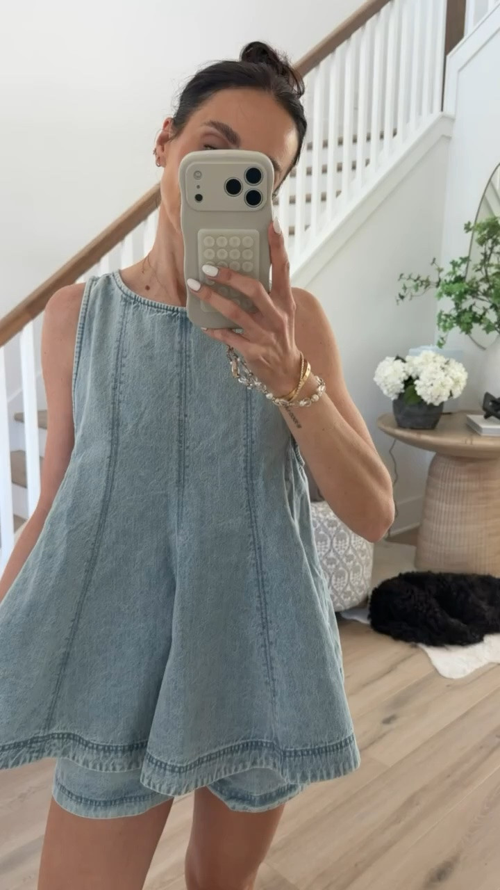 this denim set is too good. love how easy and lightweight it feels while still looking so put together. the kind of outfit you’ll wear on repeat all summer long

denim set, matching set, summer outfit, casual chic, denim outfit, everyday style, vacation outfit, trendy fashion, effortless outfit, annabrstyle

#LTKootd #LTKSeasonal #LTKOver40