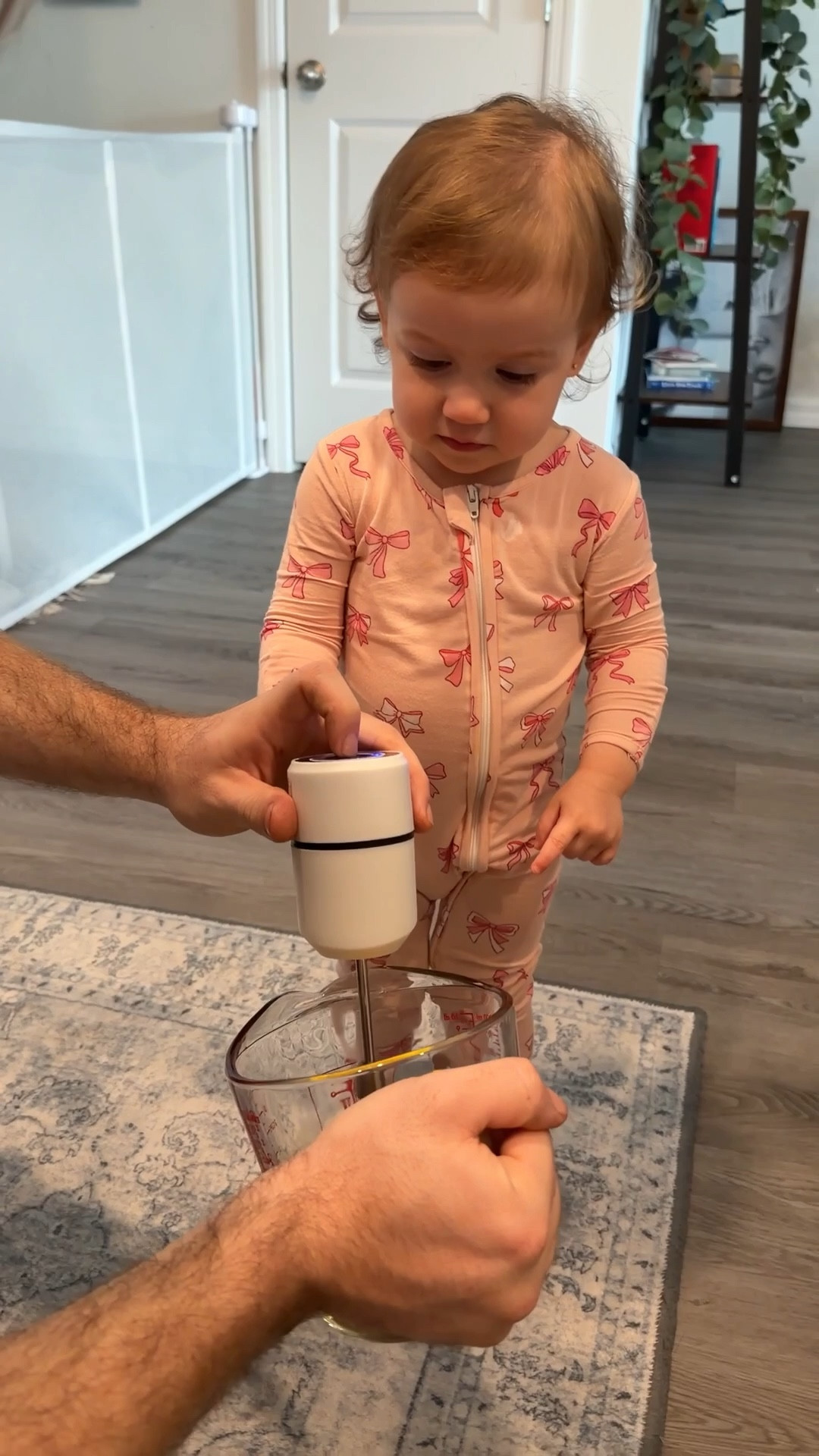The best electric whisker, its allows us to let baby girl help with all of our meals. She gets so excited getting to beat the eggs with a the electric egg beater 
.
.
#amazonkiychen #amazonfind #electriceggbeater #rechargeableeggbeater #eggbeater

#LTKfoodie #LTKdayinmylife #LTKmorningroutine