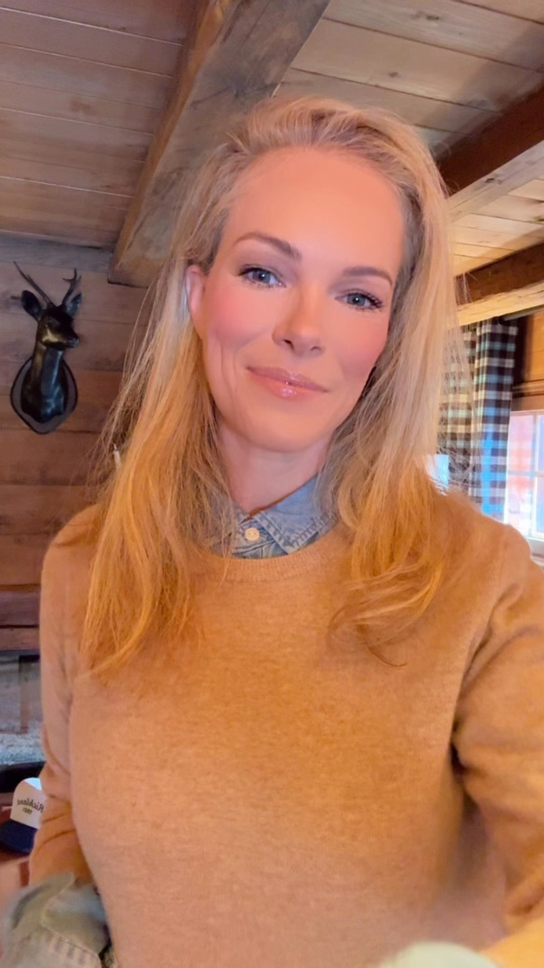 Cannot stop wearing this $50 washable cashmere! Headed up the mountain again in Megève, France for a ski day!

#LTKWatchNow #LTKFindsUnder50 #LTKTravel