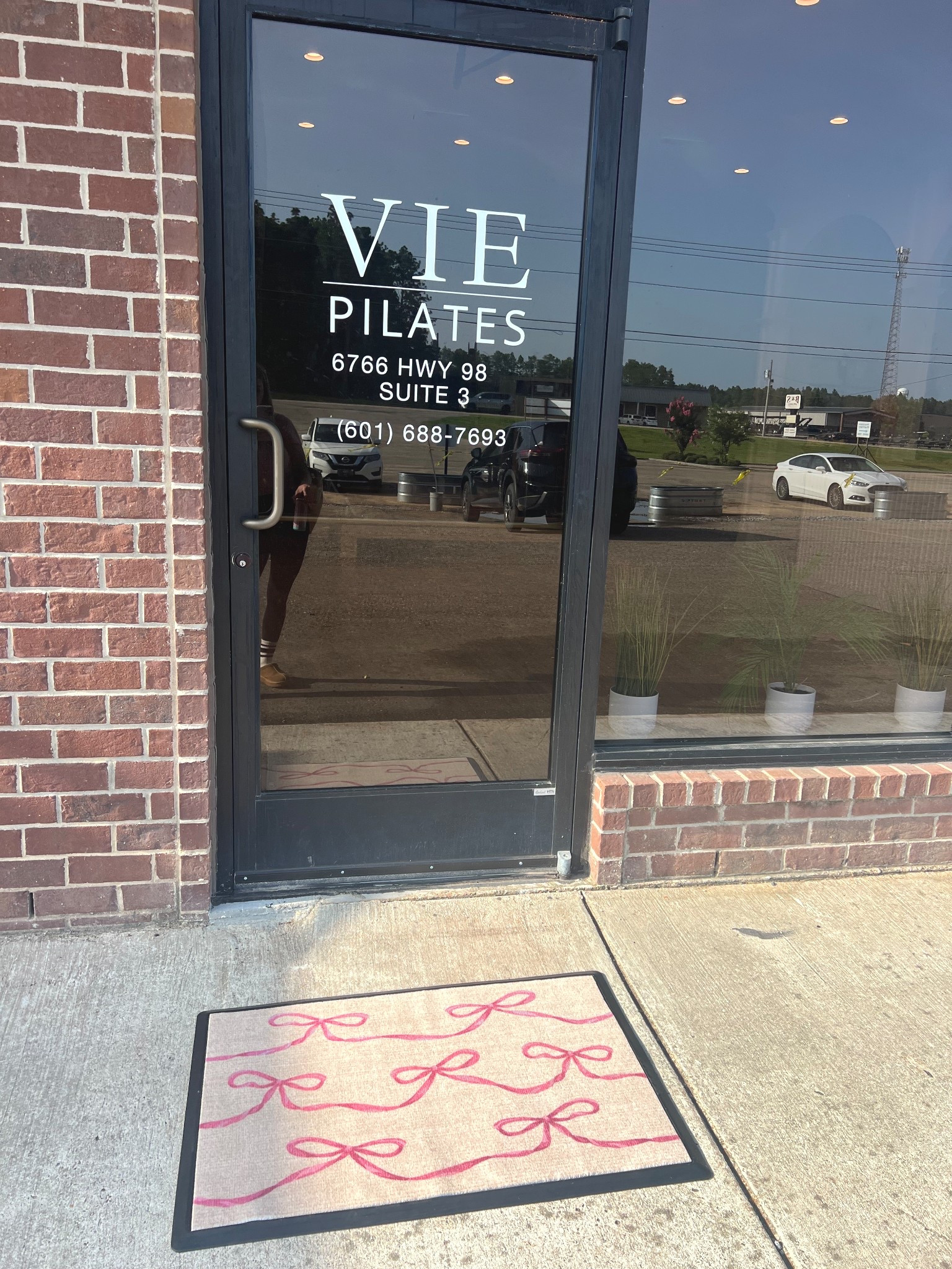 Love our cute new washable outdoor rug and mat!! It’s on sale- 20% off with code EIGHT 🎀 

#LTKStyleTip #LTKSaleAlert #LTKHome