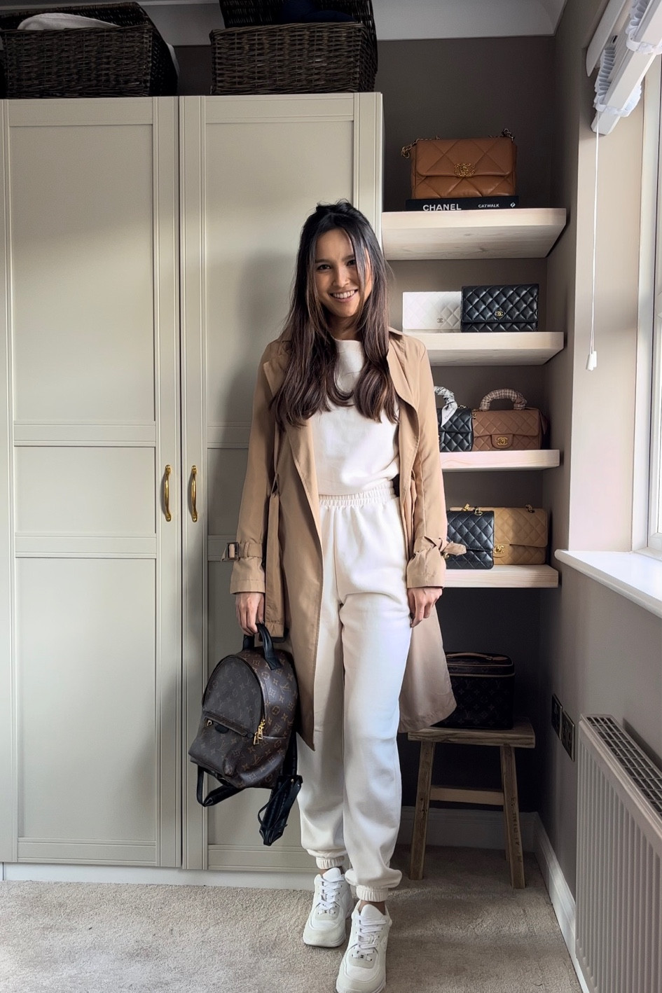 The coziest Sunday outfit is here🐻 This is my favourite lounge set (that I may or may not have in 3 colours) from Newlook that comes out every weekend 😅

#LTKfit #LTKshoecrush #LTKstyletip