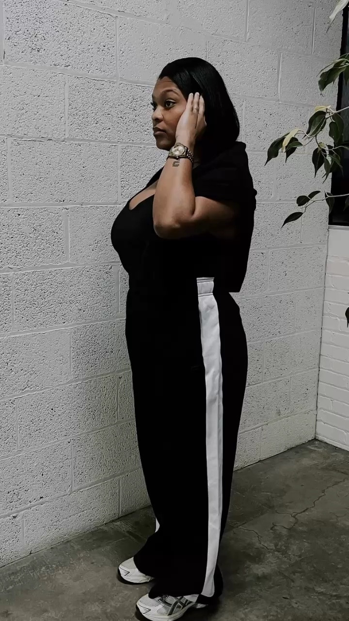 Sporty Spice

Womens Athletic Wear 
Casual Sportswear 
Fabletics Style 
Minimal Style 
Fitness outfits 
Athleisure Style 
Everyday comfort style 

#LTKWatchNow #LTKFitness #LTKStyleTip