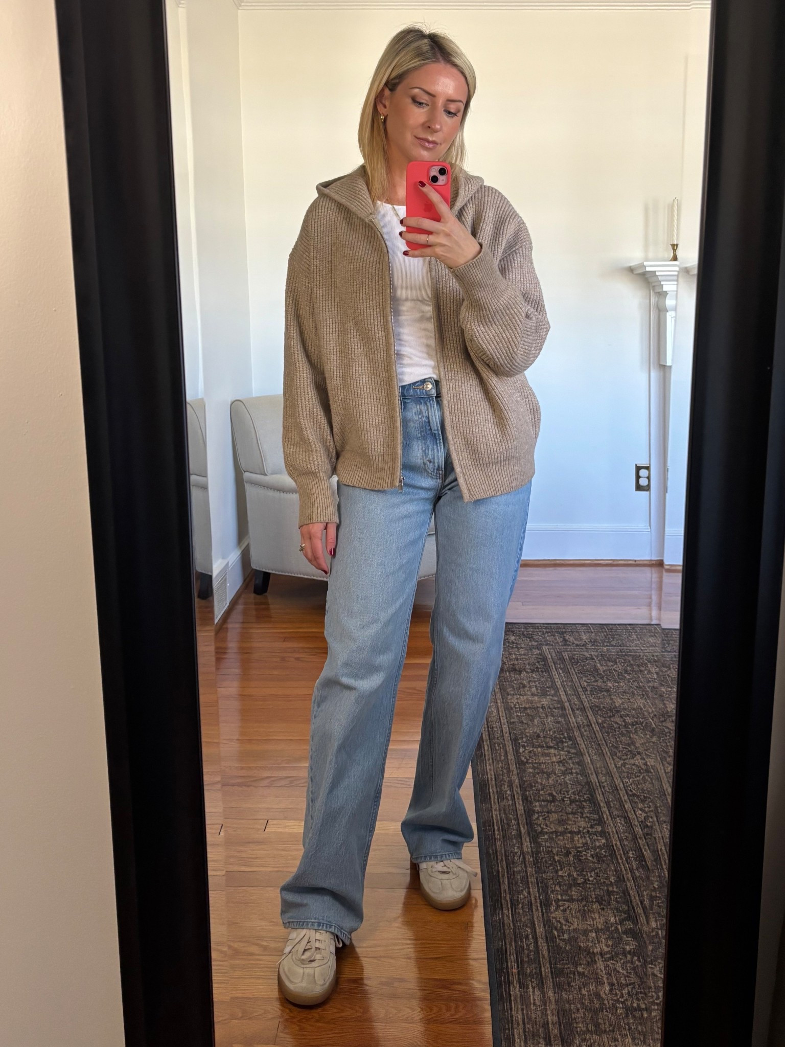 I may or may not have wore these jeans everyday this week 🙈
They are are my favorite and they are on sale! These are in the Medium wash.

#LTKFindsUnder100 #LTKStyleTip #LTKSpringSale