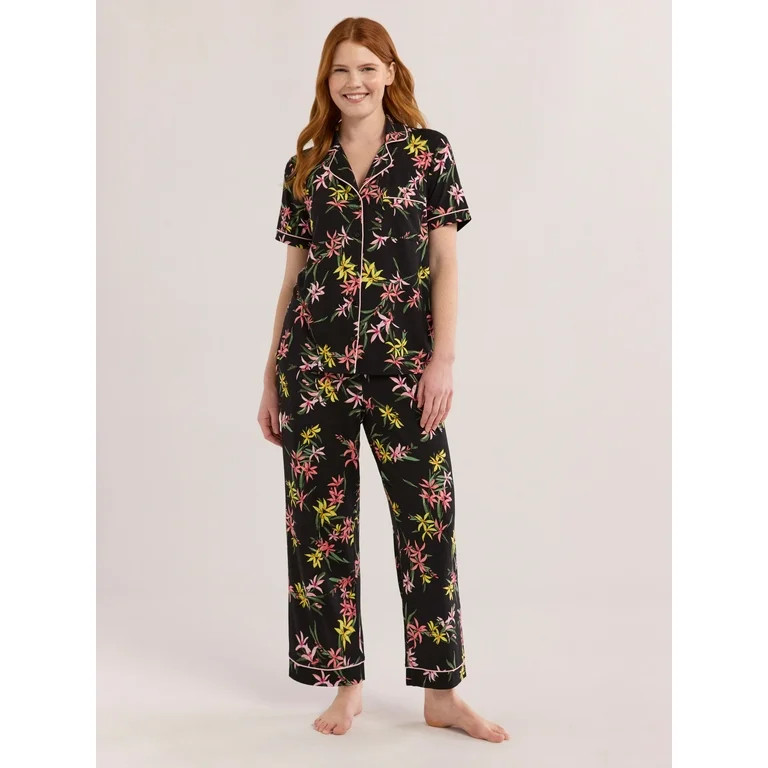 Joyspun Women's Dreamy Soft Collection Notch Collar Short Sleeve Knit Top & Capri Pajama Set, 2-P... | Walmart (US)