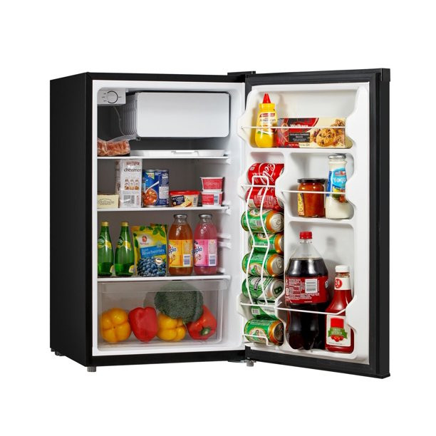 Arctic king 4.4 Cu Ft Single Door Mini Fridge, Black | Walmart (CA)