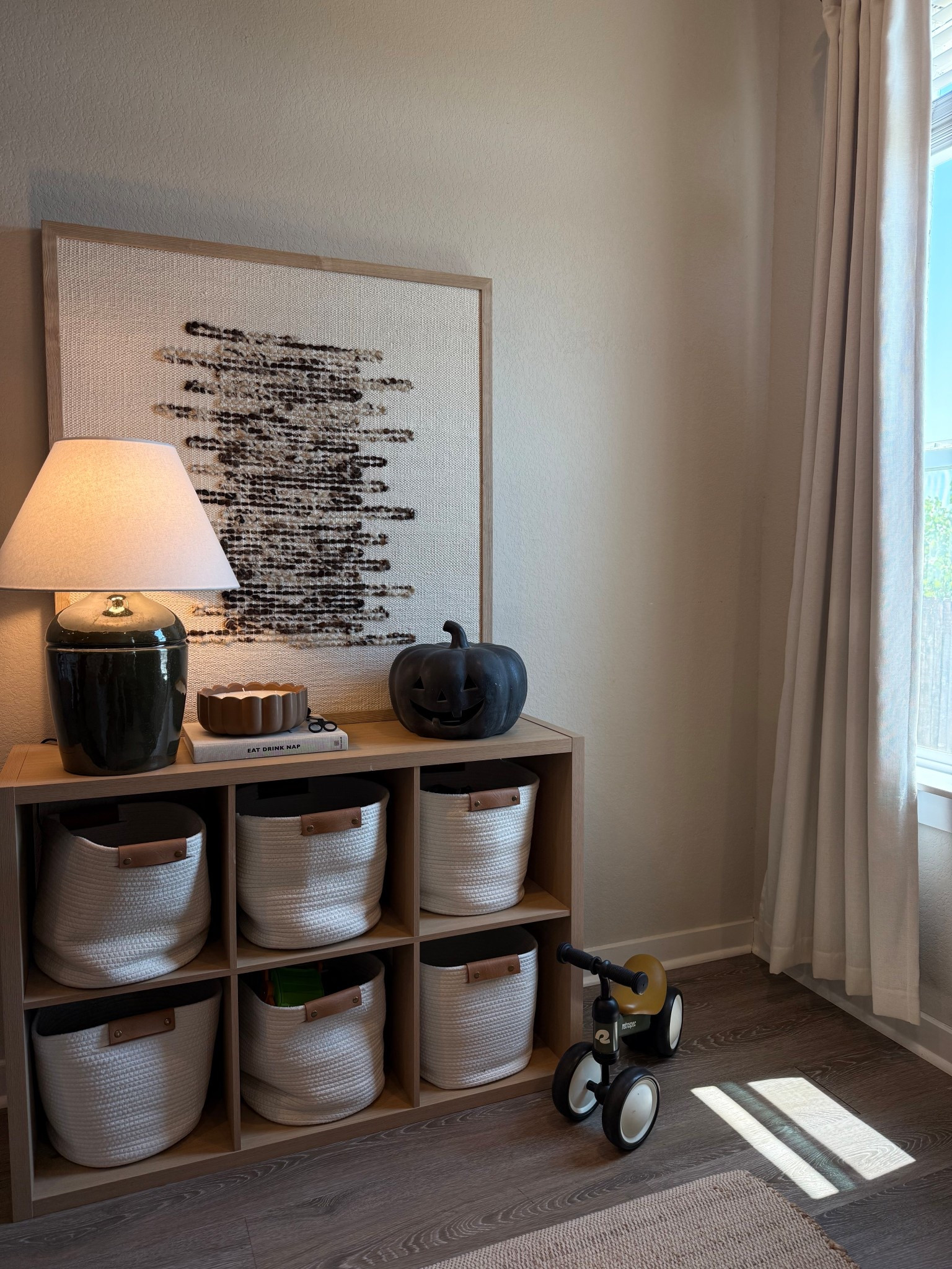 Neutral home decor, toy storage, living room decor 

#LTKHome