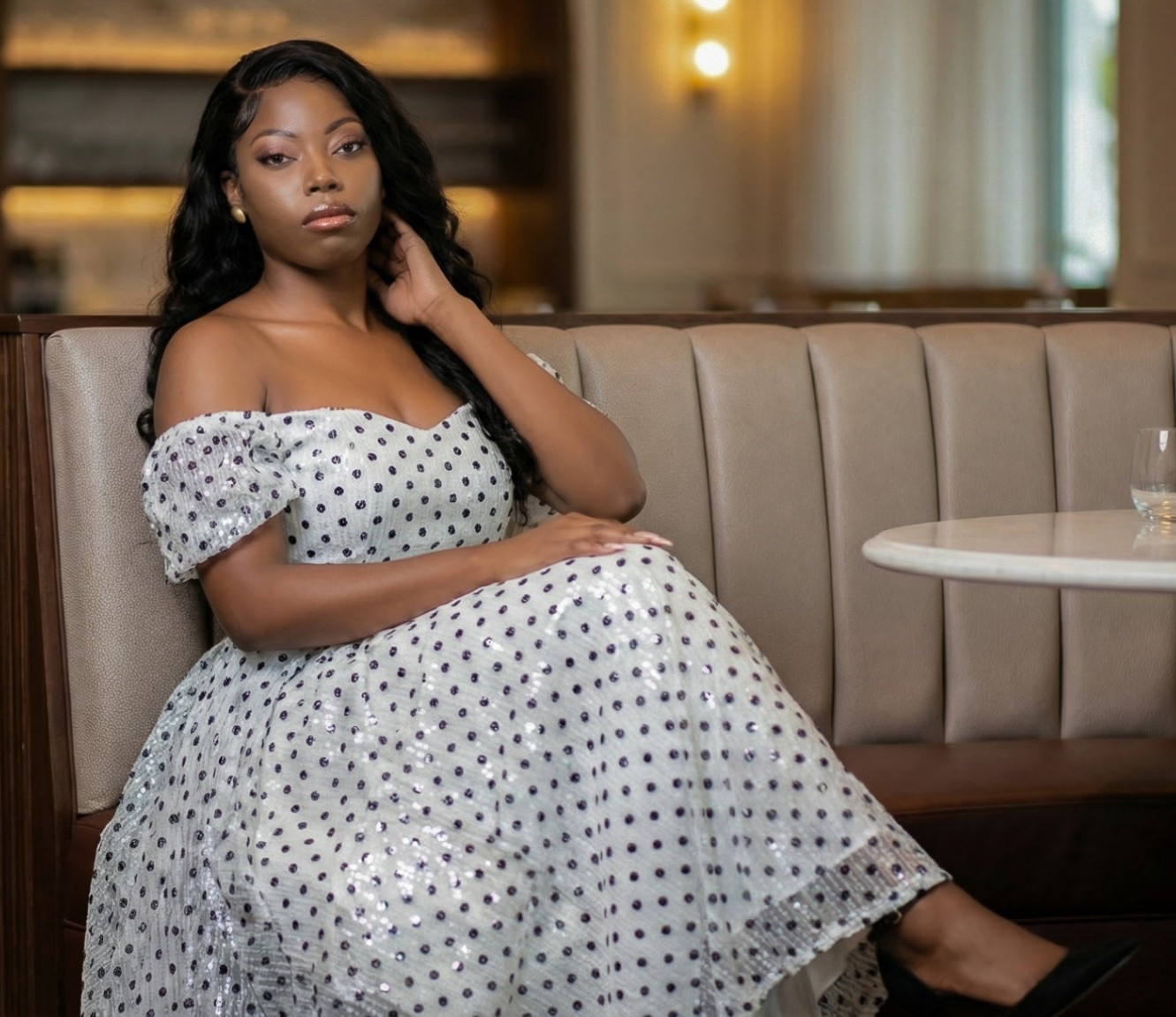 Everything isn’t always black and white🖤🤍… sometimes it’s bold, layered, and dotted with purpose.



#LTKootd #LTKValentine #LTKgrwm