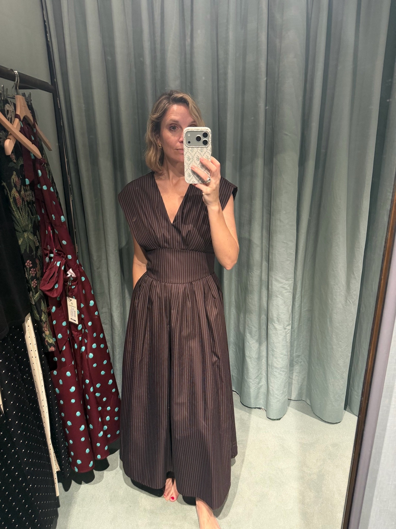 Gorgeous dress for work or to dinner, parties, broadway shows, etc.

#LTKootd #LTKOver40 #LTKWorkwear
