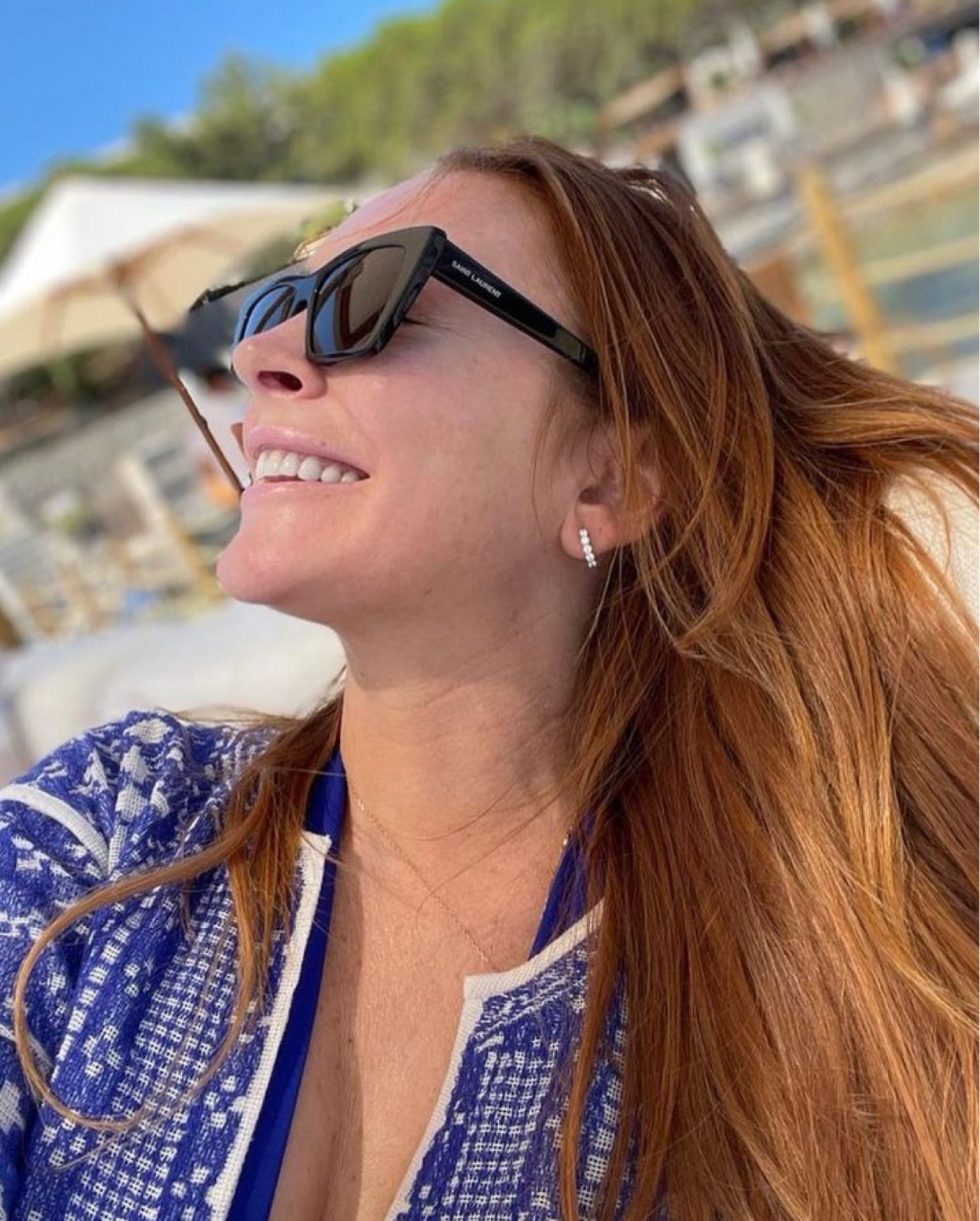 Lindsay Lohan style sunglasses luxury gift Valentine’s Daygift for her ysl saint Laurent 