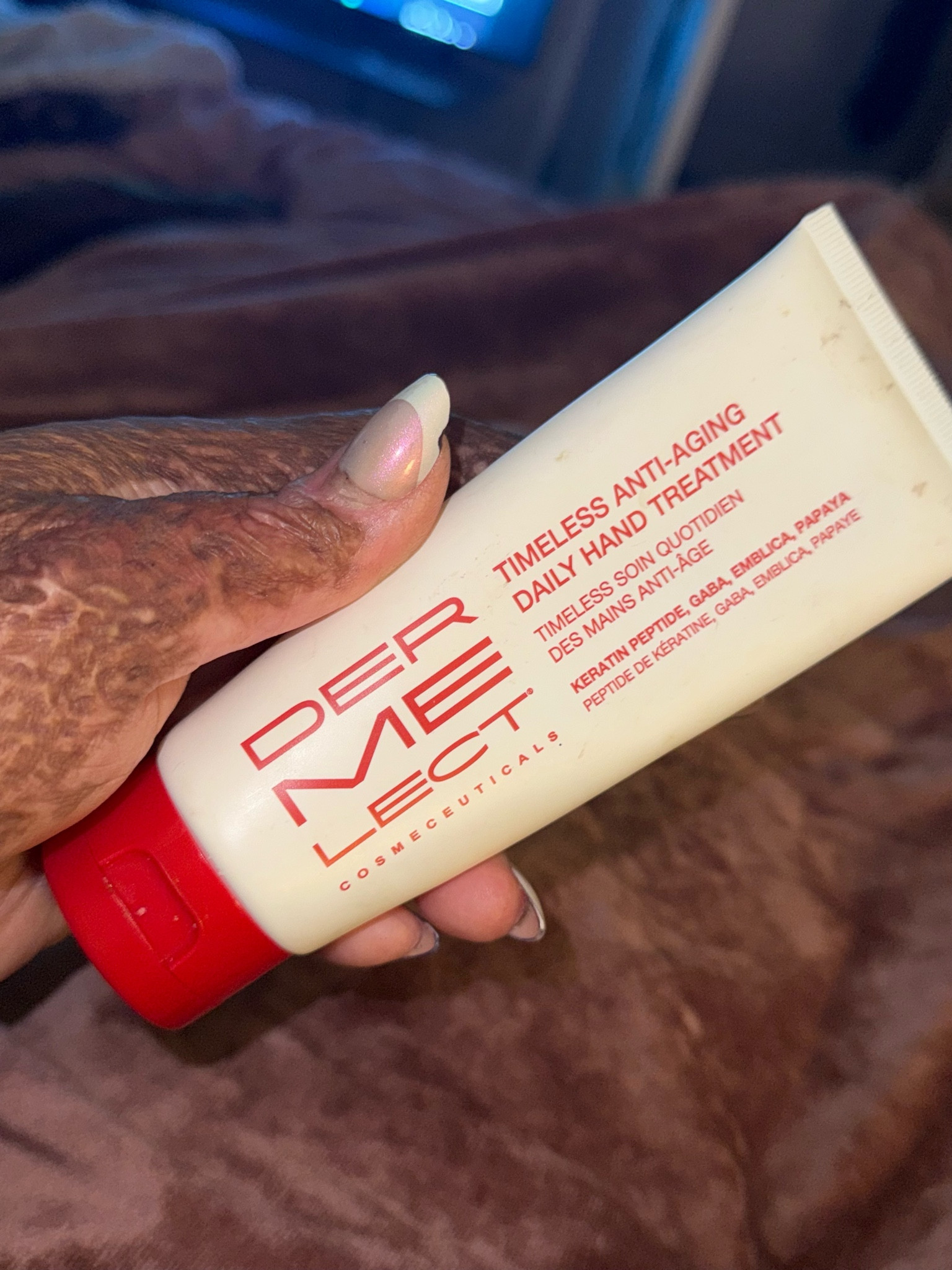 Don’t forget to take care of your hands as well as your face! I keep this anti-aging hand treatment by Dermelect on my nightstand and use it every night at bed time.

It has keratin peptides, gaba, emblica and papaya for smooth, moisturized hands.

Dermelect has a full line of highly effective skincare products.

skincare, smooth hands, age spots, lotion, moisturizer 





#LTKBeauty #LTKOver40
