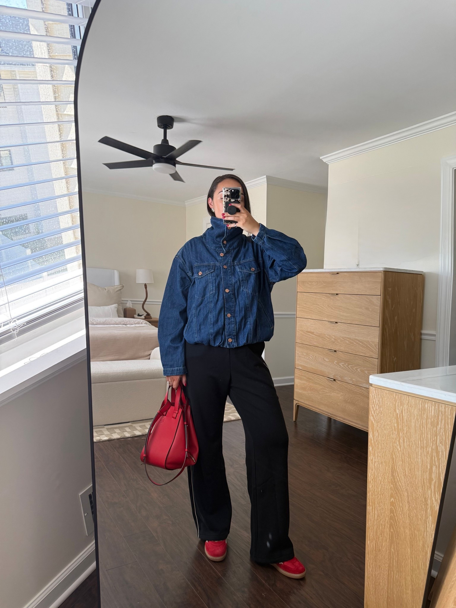 sweatpant styling 

#LTKSeasonal #LTKStyleTip