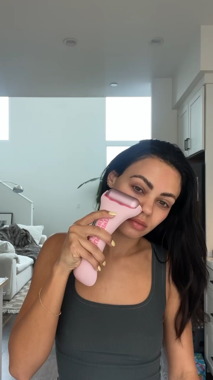 skinny confidential ice roller #iceroller #skinnyconfidential #ltkbeauty

#LTKfit #LTKunder100 #LTKsalealert