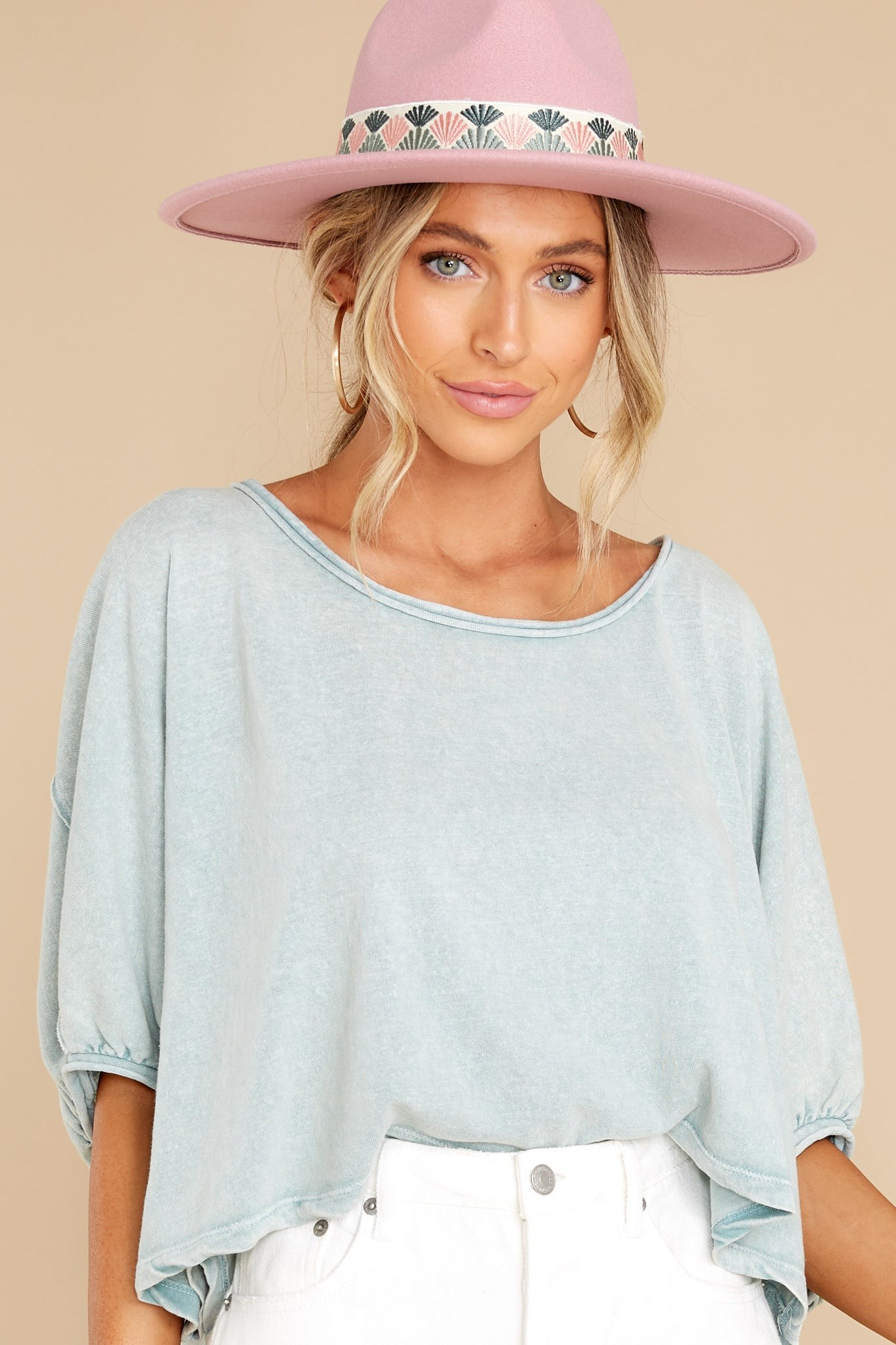 Make New Friends Aqua Top | Red Dress 