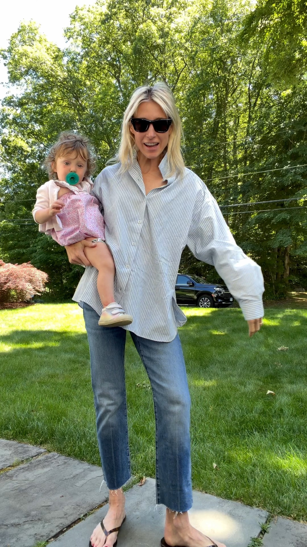 Summer outfit, summer jeans

#LTKootd #LTKmomlife #LTKdayinmylife