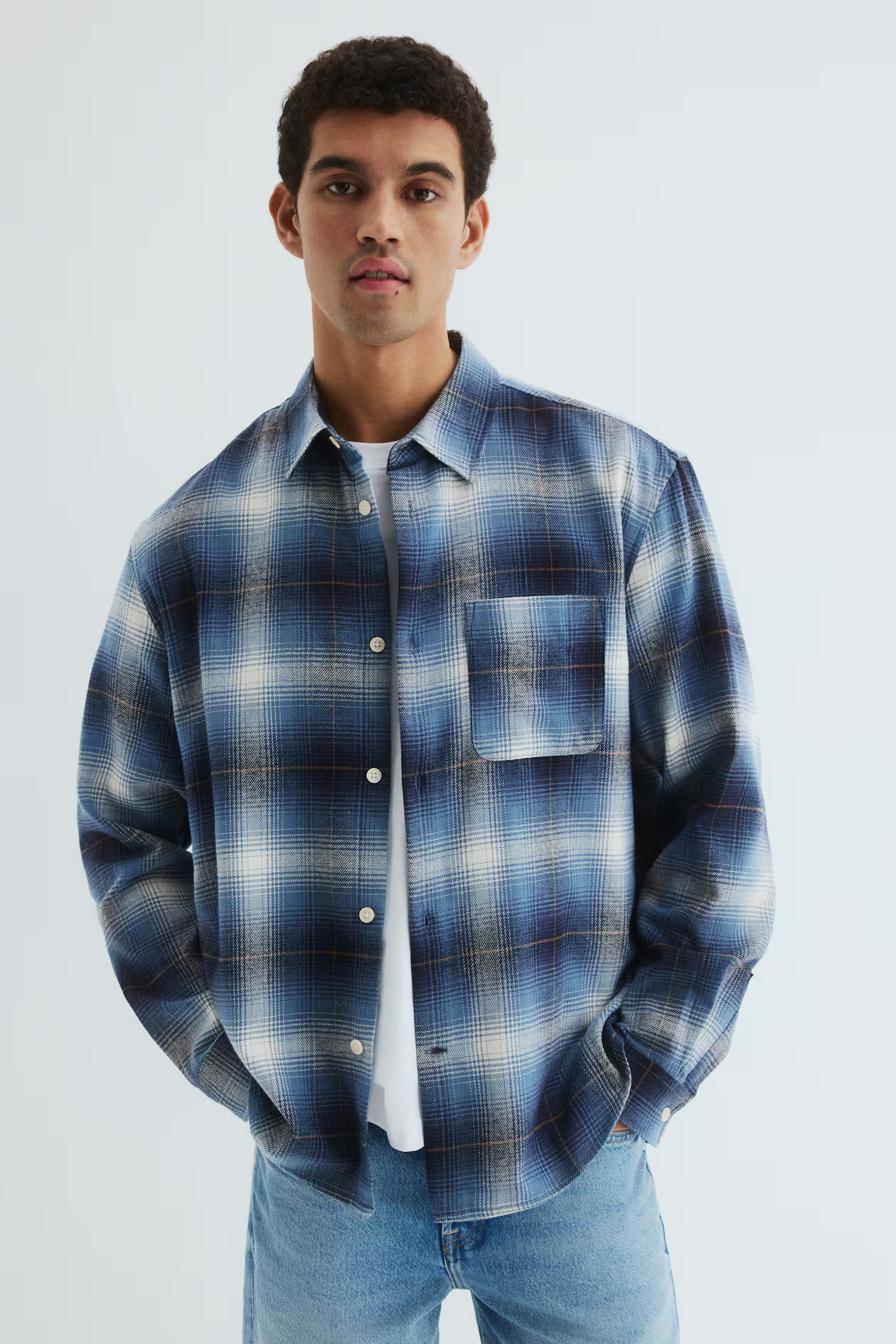Loose Fit Flannel shirt | H&M (UK, MY, IN, SG, PH, TW, HK)