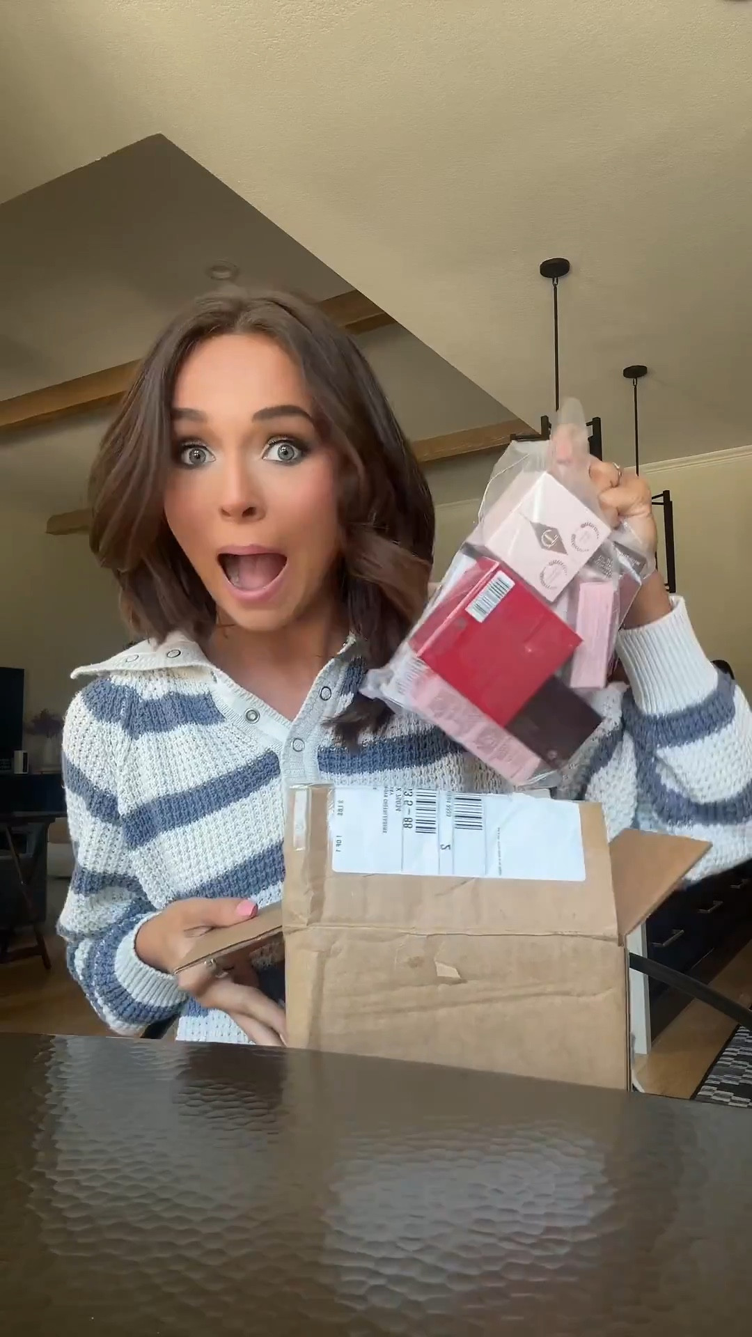 THANK YOU SO MUCH @Charlotte Tilbury 🥰🥰

Products:

1. Charlotte’s Hollywood Skin Secrets Immediate Eye Revival Patches
2. Magic Vanish 2 Medium 
3. Lip Cheat Contour Duo Medium
4. Airbrush Flawless Setting Spray
5. Beautiful Skin Foundation 5 Neutral 
6. Hollywood Flawless Filter 5 Tan
7. Beautiful Skin Radiant Concealer 6.5 Medium
8. Beautiful Skin Radiant Concealer 4.5 Fair 
9. Pillow Talk Big Lip Plumpgasm Fair to Medium
10. Legendary Brows Dark Brown
11. Super Nudes Easy Eye Palette
12. Hollywood Contour Wand Fair Medium
13. Exagger-Eyes Volume Mascara Black 10ml
14. Charlotte’s Magic Cream
15. Matte Revolution Pillow Talk Lipstick 


#LTKBeauty