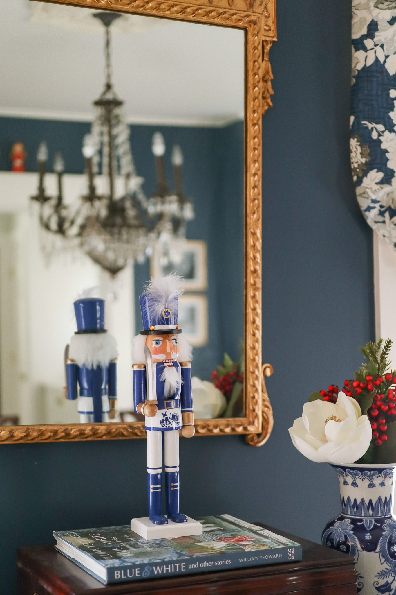 Tara Thorsen of Thefashionhousemom loves a blue and white Christmas theme.  This blue and white nutcracker has been a favorite holiday decor item of mine for years. 

Holiday decor, Christmas decor, ornaments, nutcracker 


#LTKhome #LTKSeasonal #LTKHoliday