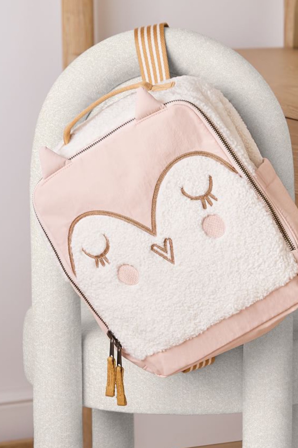 Kids backpack 

#LTKkids