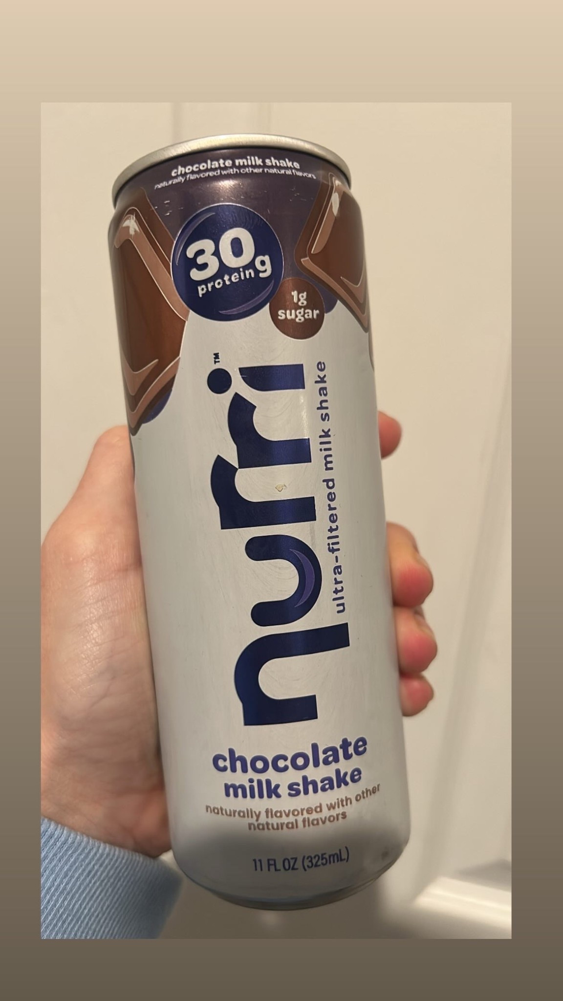 these are really good- not chalky or heavy on the tummy at all! 
Comes in vanilla, chocolate, & strawberry 🍫❤️🍦