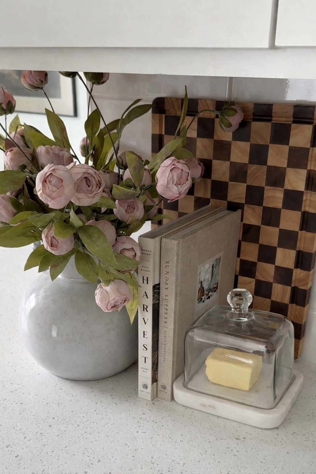 I found this glass cloche in stock! Similar to the other one that keeps selling out. I linked some other new home items too

#LTKSeasonal #LTKHome #LTKSaleAlert