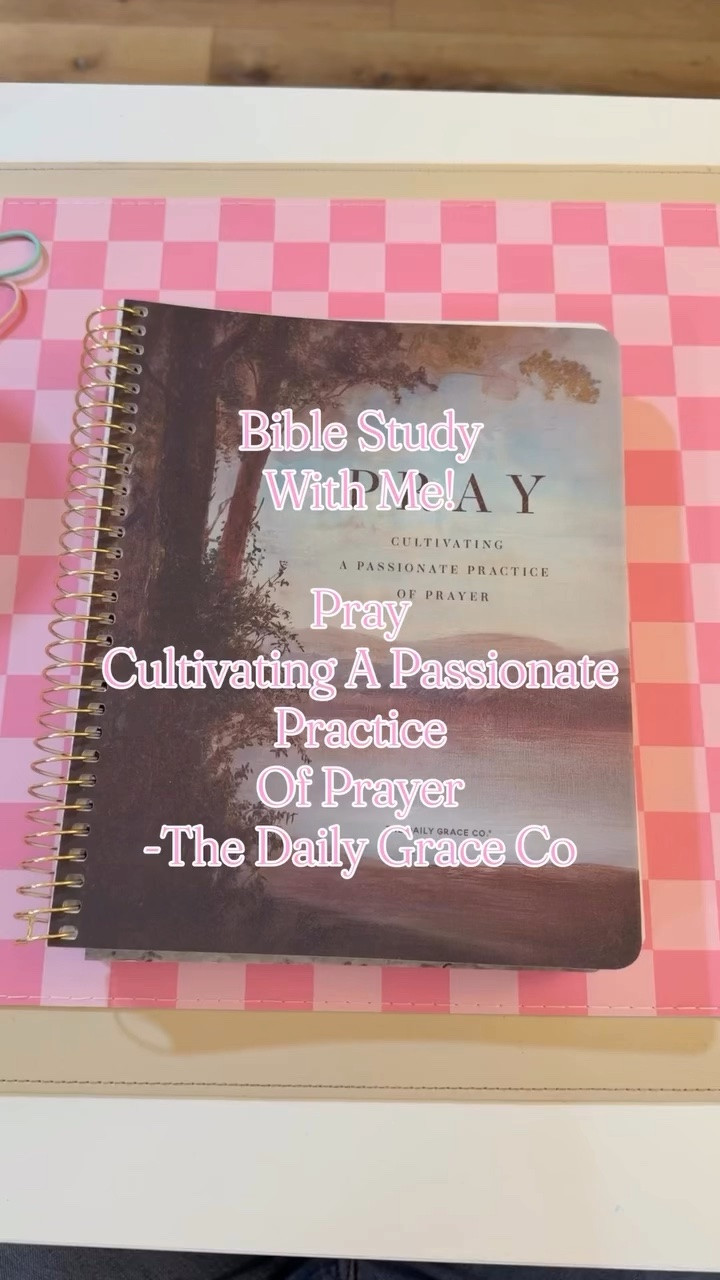 Bible study with me using The Daily Grace Co Pray Study

#LTKmomlife #LTKdayinmylife #LTKSaleAlert