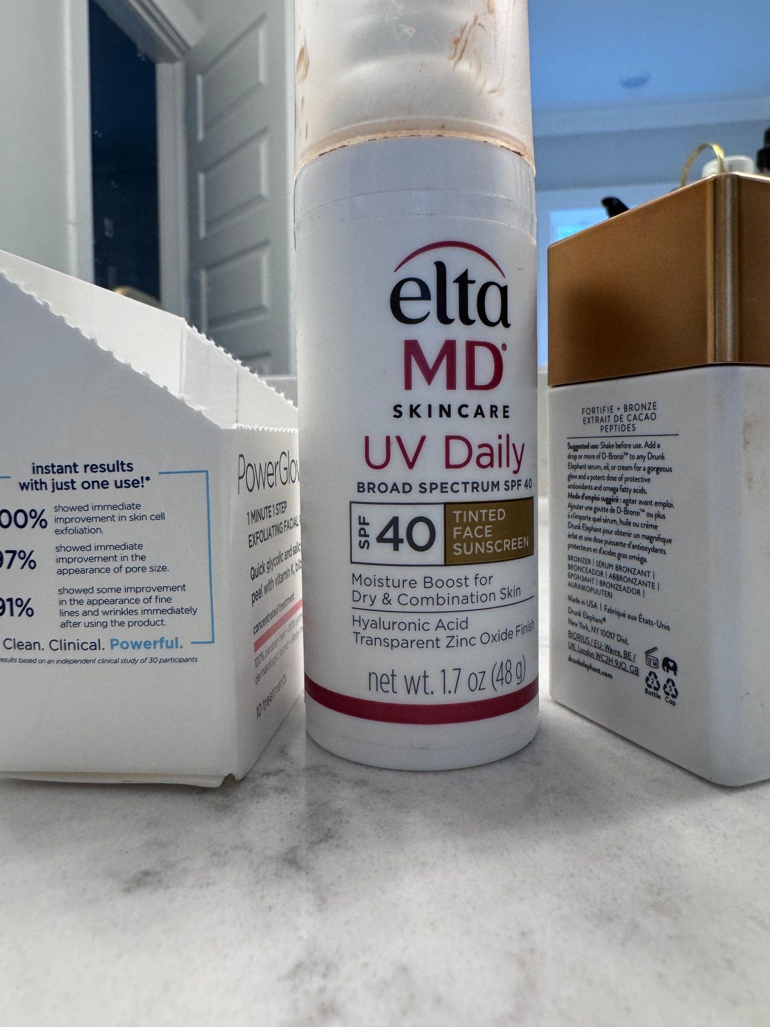 Beauty faves, face sunscreen, facial wipes, red light 

#LTKBeauty #LTKFindsUnder50 #LTKGiftGuide