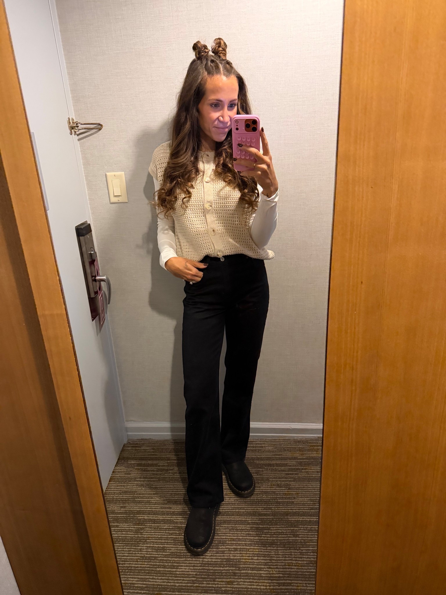 Casual OOTD - vest is sold out! 