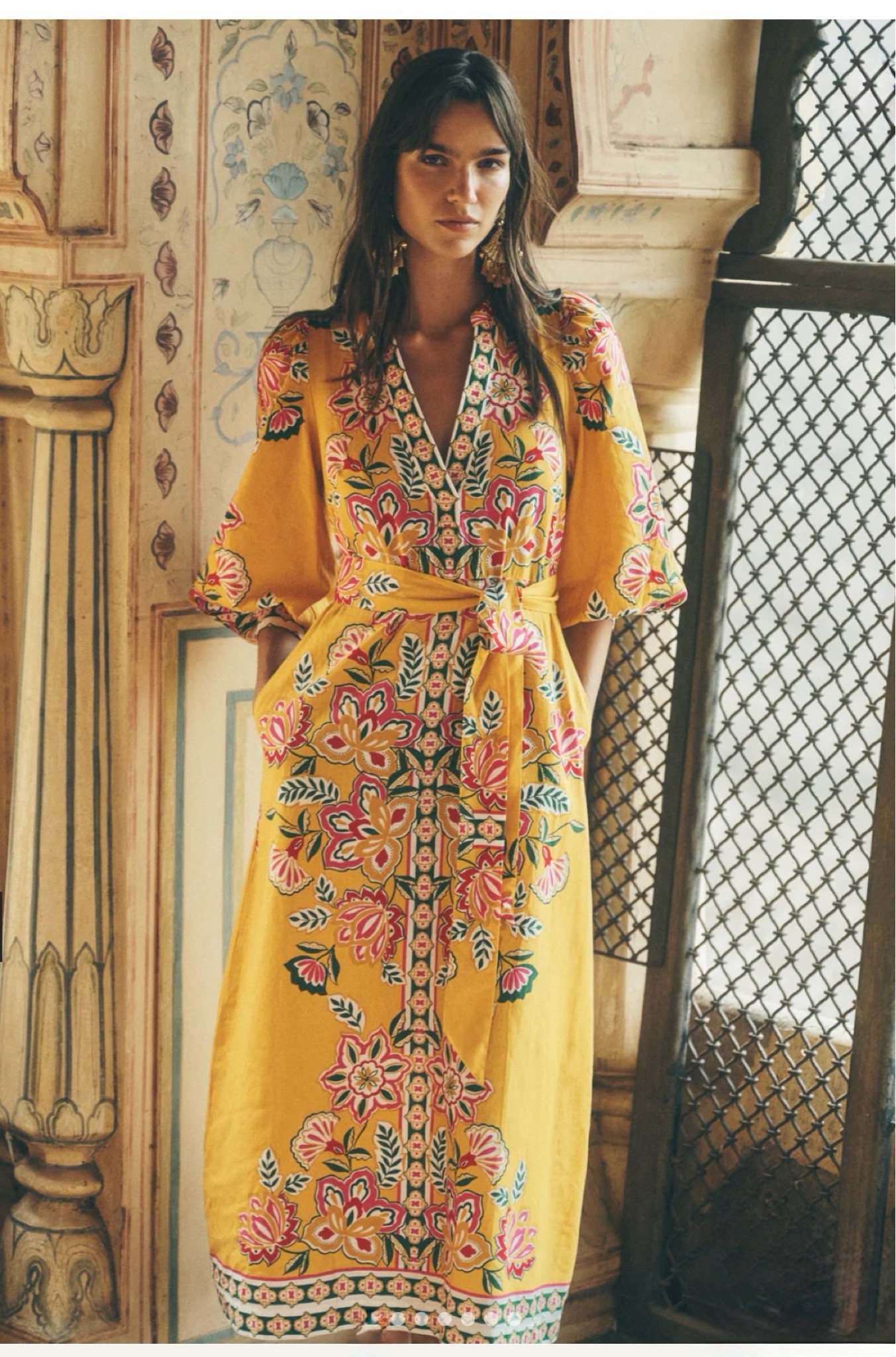 Octavia Linen Blend Dress

Octavia is crafted from a cotton linen blend to keep you cool and looking polished all day. The sleeves with just the right amount of volume, deep V-neck and swishy skirt make it a real keeper

#LTKSeasonal #LTKootd #LTKTravel