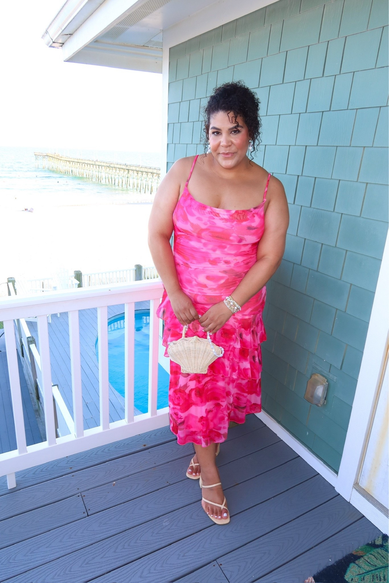 Looking perfect for going out at the beach! I’m 5’9” size 12/XL wearing a size L in dress

#LTKootd #LTKMidsize #LTKSeasonal