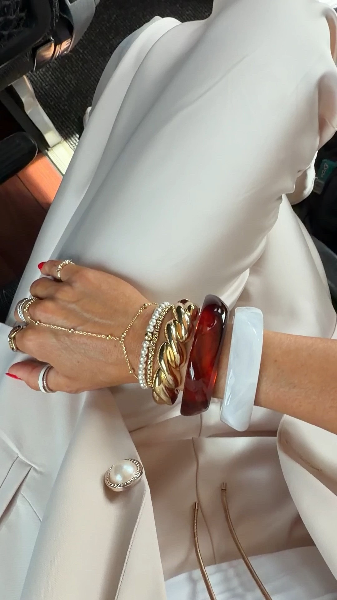 My Favorites Jewelry Pieces of all time!

#LTKjewelry #LTKfavorites

#LTKootd #LTKBeauty